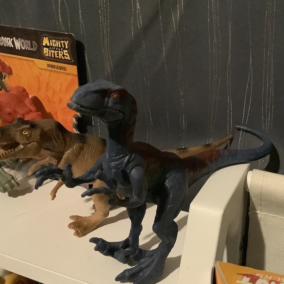 Dinosaur lot - Picture 2 of 4